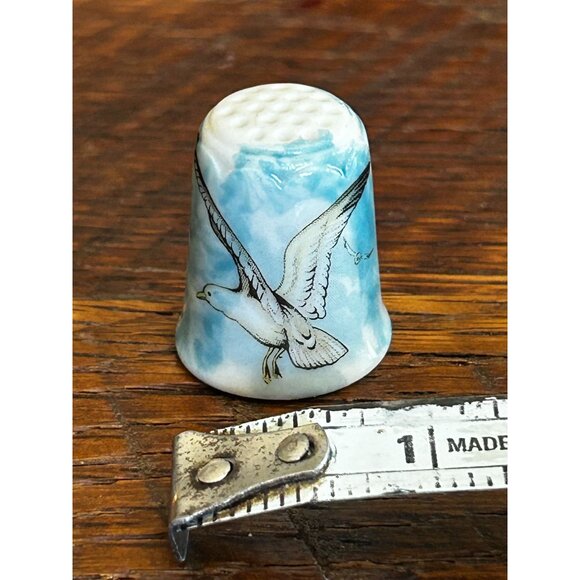Porcelain Thimble With Seagull Design & Monterey CA Text - Picture 4 of 5
